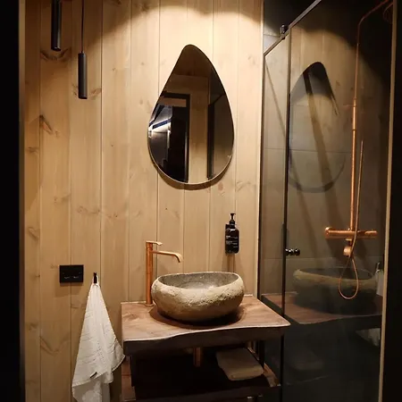 Four-bedroom Penthouse Ama In The Heart Of Verbier